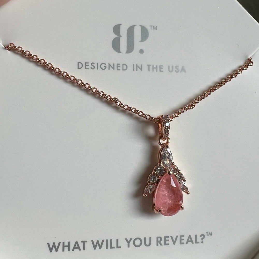 BP rose quartz rose gold necklace Wings of bliss